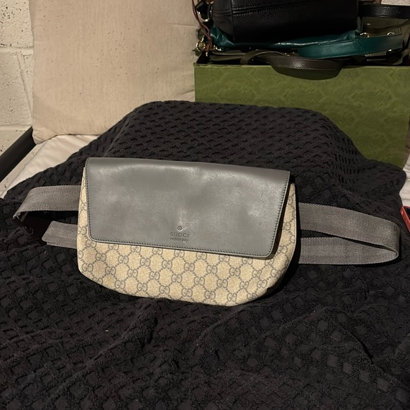 Gucci Gray and Cream Mini Bag - Picture 1 of 9